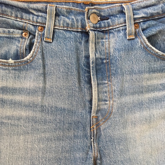 Levi's 501 Jeans - Picture 2 of 4